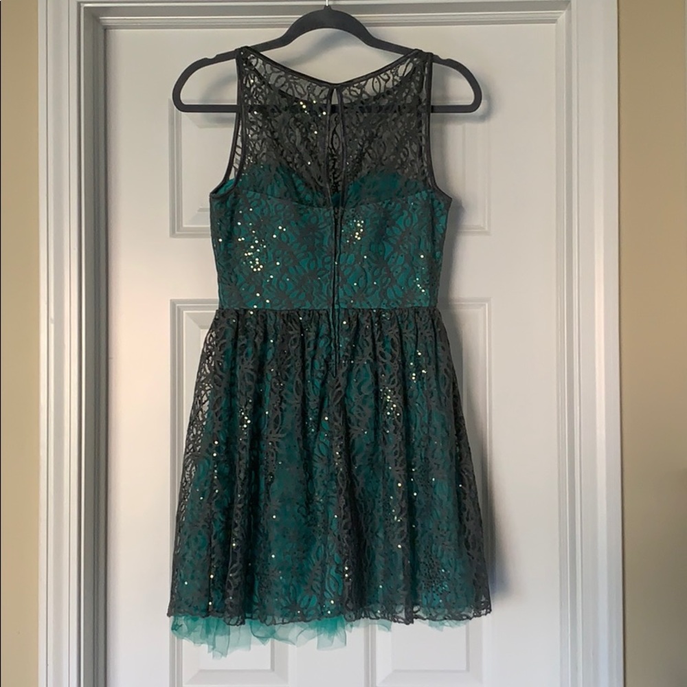 Ruby Rox Lace and Sequin Dress - Picture 4 of 6